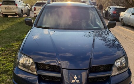 Mitsubishi Outlander III рестайлинг 3, 2003 год, 610 000 рублей, 2 фотография