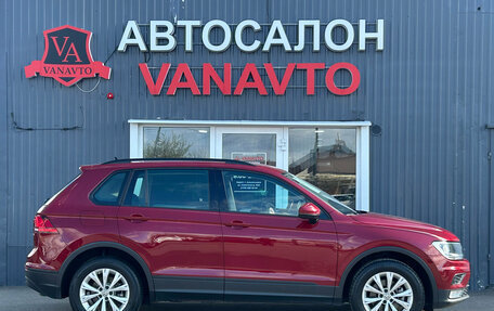 Volkswagen Tiguan II, 2017 год, 2 250 000 рублей, 4 фотография