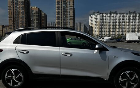 KIA Rio IV, 2022 год, 1 600 000 рублей, 2 фотография