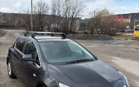 Opel Astra J, 2012 год, 645 000 рублей, 3 фотография