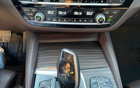 BMW 5 серия, 2018 год, 4 300 000 рублей, 15 фотография