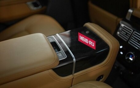 Land Rover Range Rover IV рестайлинг, 2019 год, 9 490 000 рублей, 30 фотография