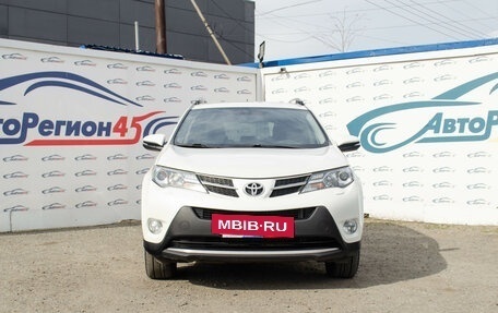 Toyota RAV4, 2015 год, 1 710 000 рублей, 2 фотография