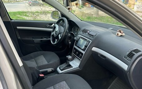 Skoda Octavia, 2011 год, 750 000 рублей, 3 фотография