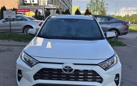 Toyota RAV4, 2022 год, 2 980 000 рублей, 8 фотография