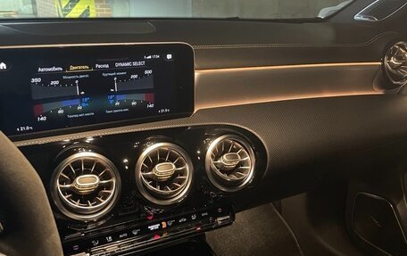 Mercedes-Benz A-Класс AMG, 2019 год, 5 300 000 рублей, 13 фотография