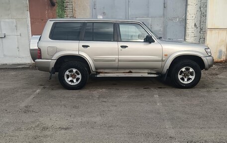 Nissan Patrol, 2002 год, 800 000 рублей, 2 фотография