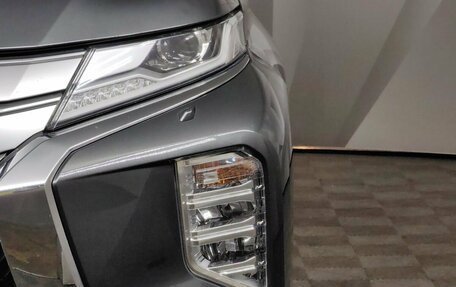 Mitsubishi Pajero Sport III рестайлинг, 2022 год, 4 000 000 рублей, 10 фотография