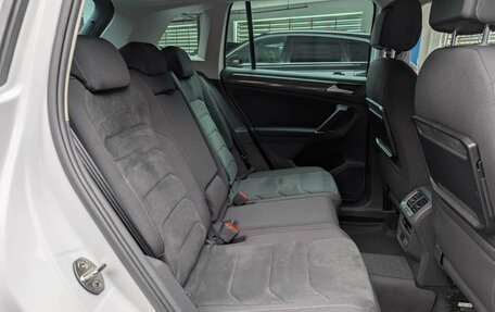 Volkswagen Tiguan II, 2017 год, 2 797 000 рублей, 11 фотография