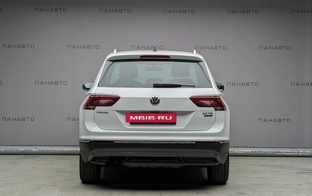 Volkswagen Tiguan II, 2017 год, 2 797 000 рублей, 6 фотография