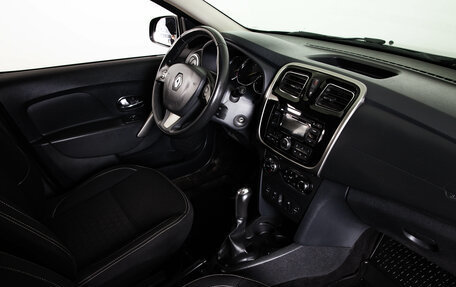 Renault Sandero II рестайлинг, 2016 год, 899 000 рублей, 12 фотография