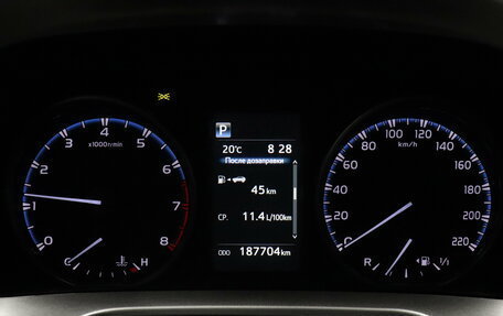 Toyota RAV4, 2017 год, 2 092 000 рублей, 11 фотография