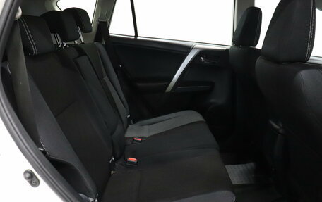 Toyota RAV4, 2017 год, 2 092 000 рублей, 14 фотография