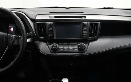 Toyota RAV4, 2017 год, 2 092 000 рублей, 12 фотография