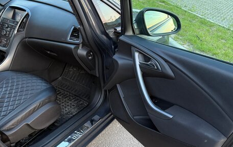 Opel Astra J, 2013 год, 870 000 рублей, 14 фотография