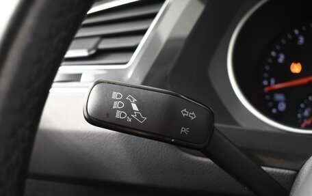 Volkswagen Tiguan II, 2018 год, 2 178 200 рублей, 15 фотография