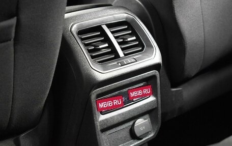 Volkswagen Tiguan II, 2018 год, 2 178 200 рублей, 20 фотография