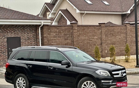 Mercedes-Benz GL-Класс, 2013 год, 2 390 000 рублей, 2 фотография