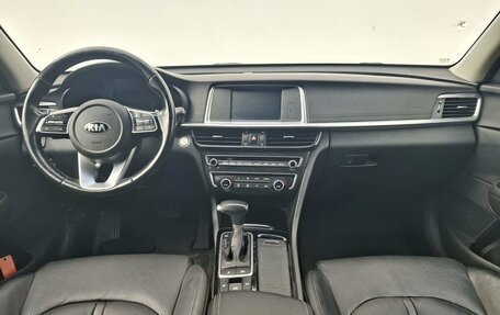 KIA Optima IV, 2018 год, 1 890 000 рублей, 13 фотография