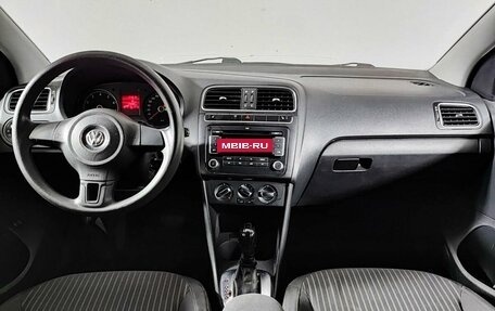 Volkswagen Polo VI (EU Market), 2010 год, 600 000 рублей, 18 фотография