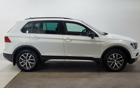 Volkswagen Tiguan II, 2019 год, 2 200 000 рублей, 5 фотография