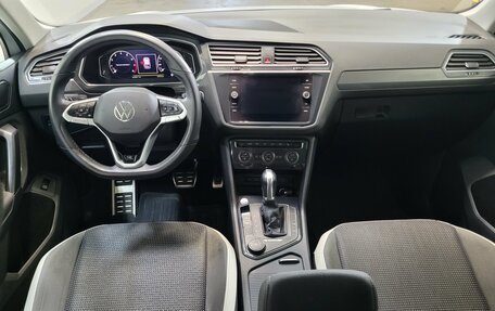 Volkswagen Tiguan II, 2019 год, 2 200 000 рублей, 7 фотография