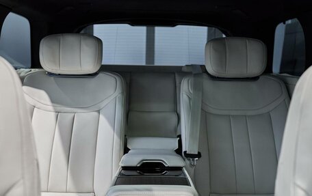 Land Rover Range Rover IV рестайлинг, 2025 год, 21 300 000 рублей, 14 фотография
