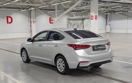 Hyundai Solaris II рестайлинг, 2018 год, 975 000 рублей, 8 фотография