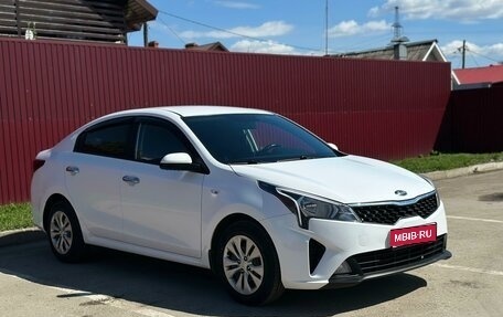 KIA Rio IV, 2021 год, 1 520 000 рублей, 1 фотография