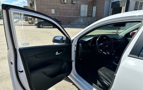 KIA Rio IV, 2021 год, 1 520 000 рублей, 16 фотография