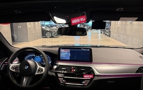 BMW 5 серия, 2022 год, 5 100 000 рублей, 6 фотография