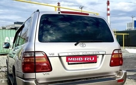 Toyota Land Cruiser 100 рестайлинг 2, 1999 год, 2 000 000 рублей, 6 фотография