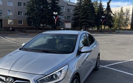 Hyundai Solaris II рестайлинг, 2013 год, 735 000 рублей, 2 фотография