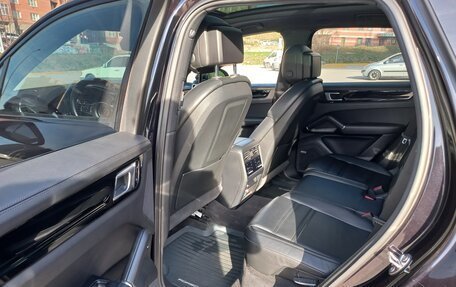 Porsche Cayenne III, 2018 год, 7 500 000 рублей, 6 фотография