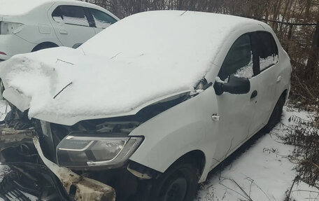Renault Logan II, 2021 год, 330 000 рублей, 3 фотография