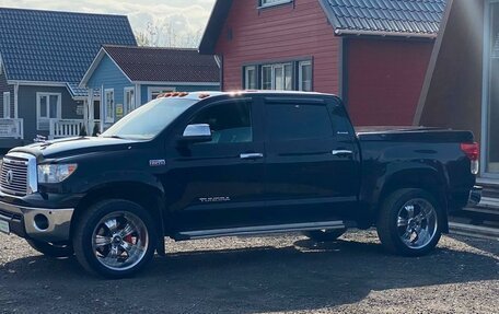 Toyota Tundra II, 2012 год, 3 290 000 рублей, 1 фотография