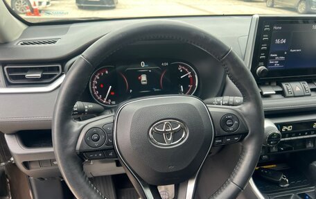 Toyota RAV4, 2019 год, 3 475 000 рублей, 5 фотография