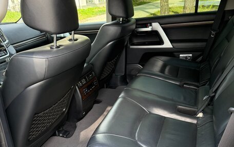 Toyota Land Cruiser 200, 2015 год, 6 500 000 рублей, 16 фотография