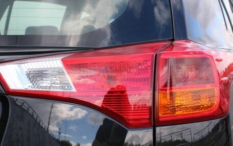 Toyota RAV4, 2015 год, 2 040 000 рублей, 21 фотография