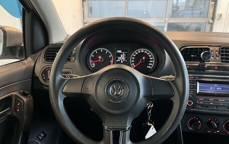 Volkswagen Polo VI (EU Market), 2015 год, 690 000 рублей, 10 фотография