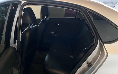 Volkswagen Polo VI (EU Market), 2015 год, 690 000 рублей, 23 фотография