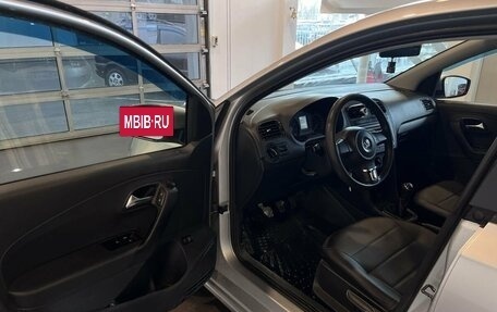Volkswagen Polo VI (EU Market), 2015 год, 690 000 рублей, 19 фотография