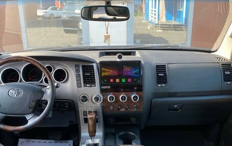 Toyota Tundra II, 2012 год, 3 290 000 рублей, 8 фотография