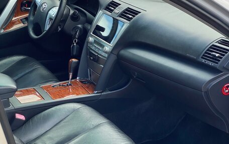 Toyota Camry, 2008 год, 1 000 000 рублей, 11 фотография