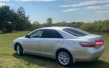 Toyota Camry, 2008 год, 1 000 000 рублей, 4 фотография