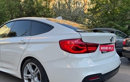 BMW 3 серия, 2018 год, 2 800 000 рублей, 7 фотография