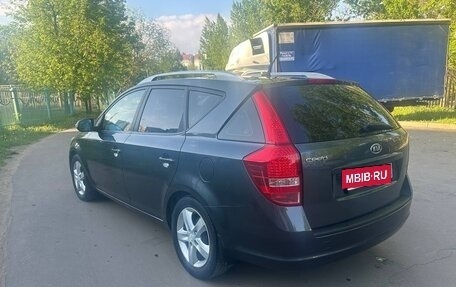 KIA cee'd I рестайлинг, 2011 год, 950 000 рублей, 4 фотография