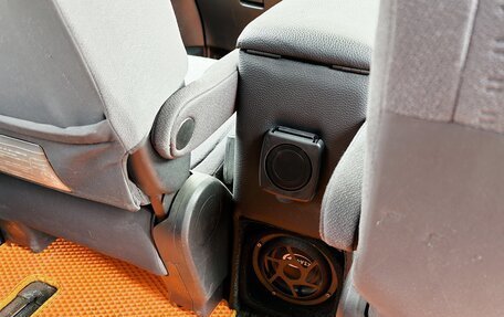 Nissan Serena III, 2006 год, 890 000 рублей, 11 фотография