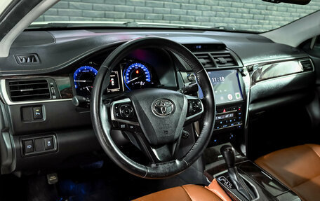 Toyota Camry, 2016 год, 2 400 000 рублей, 13 фотография