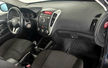 KIA cee'd I рестайлинг, 2008 год, 626 000 рублей, 11 фотография